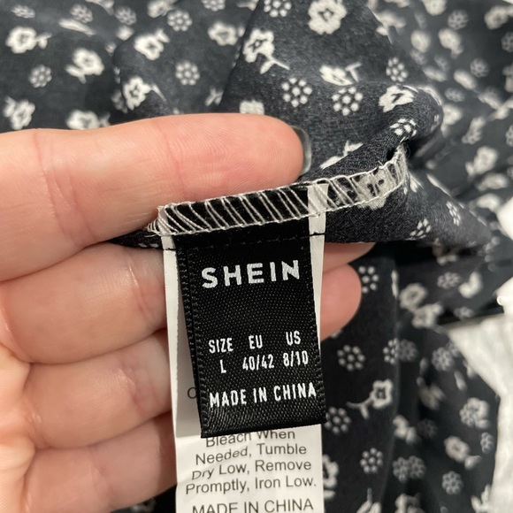 Floral Maxi Dress - Picture 6 of 7